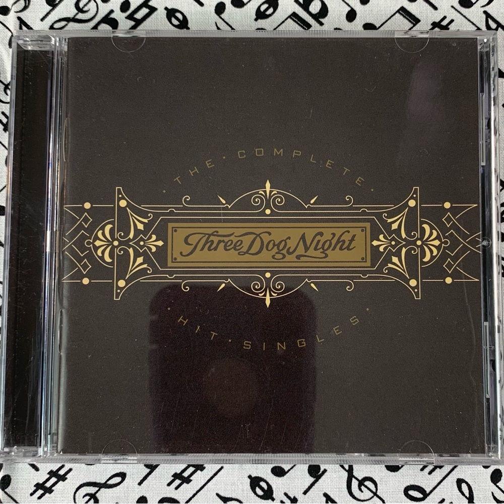 Three Dog Night. The Complete Hit Singles. 2004. CD.